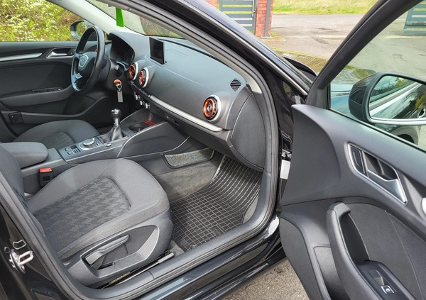 Audi A3 cena 53900 przebieg: 139000, rok produkcji 2016 z Czarnków małe 137